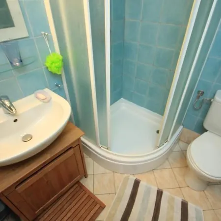 Family Friendly Seaside Moscenicka Draga, Opatija - 9242 Apartament Mošćenička Draga