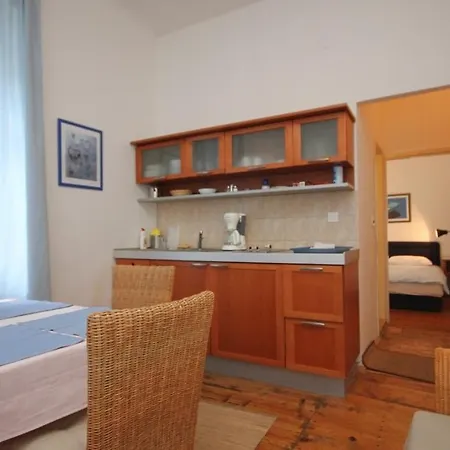 Family Friendly Seaside Moscenicka Draga, Opatija - 9242 Appartement